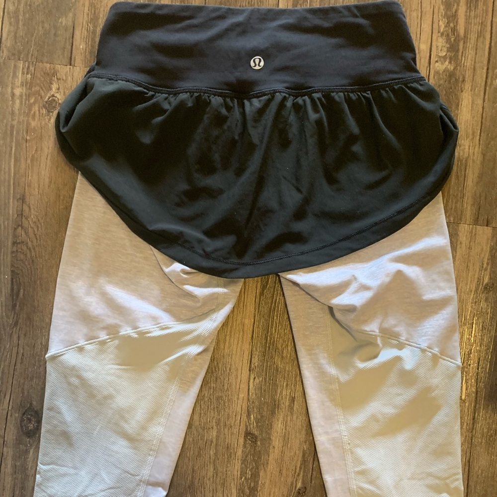Lululemon size 4